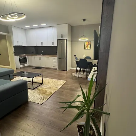 Prayla Luxury At Delijorgji Tirana